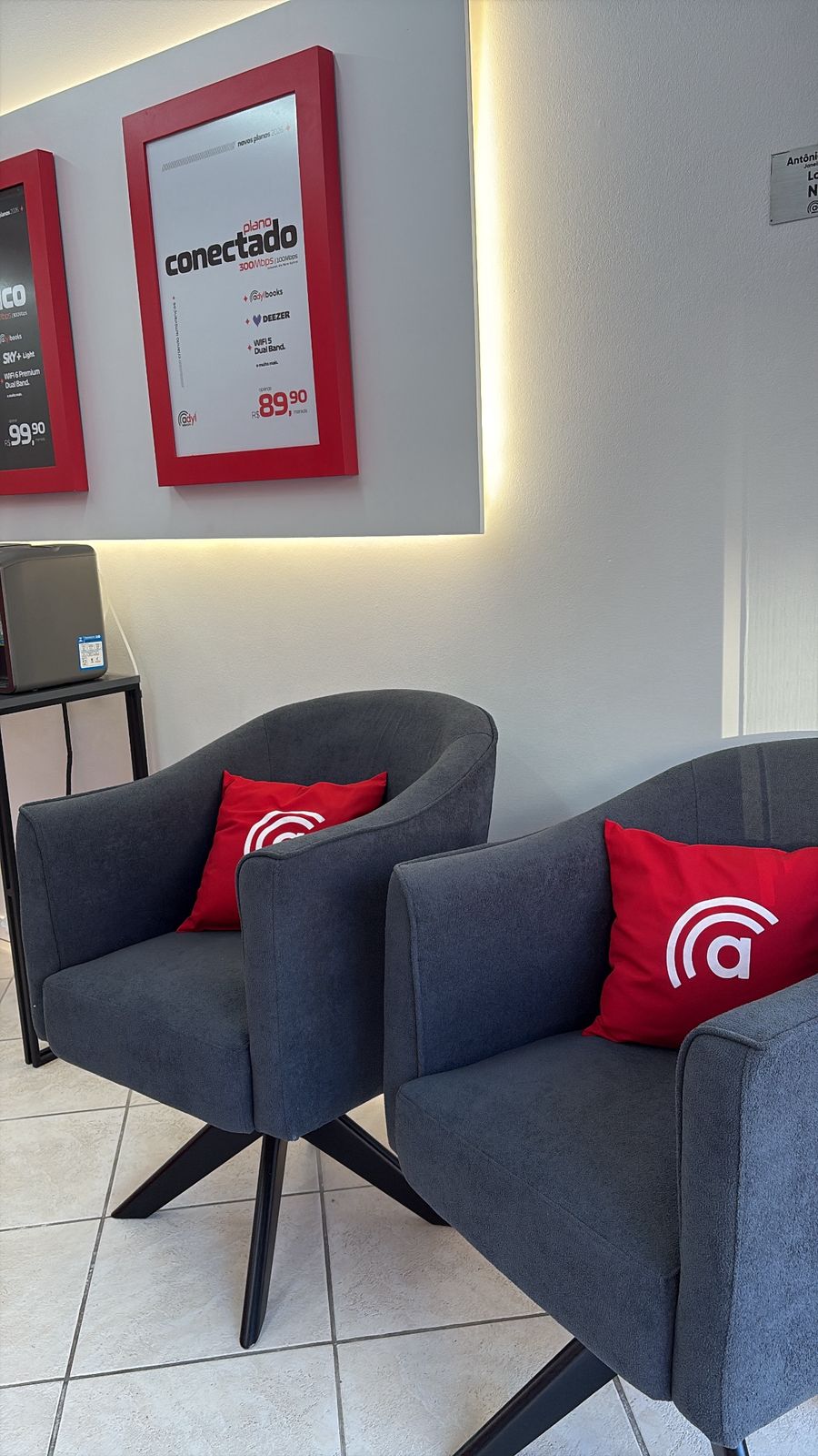 Fachada da loja Adyl Telecom em Antônio Prado